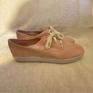 Cottage St Shoes Women’s Size 10 Pink Lace Up Sneakers Have Some Dirt Marks NEW‎